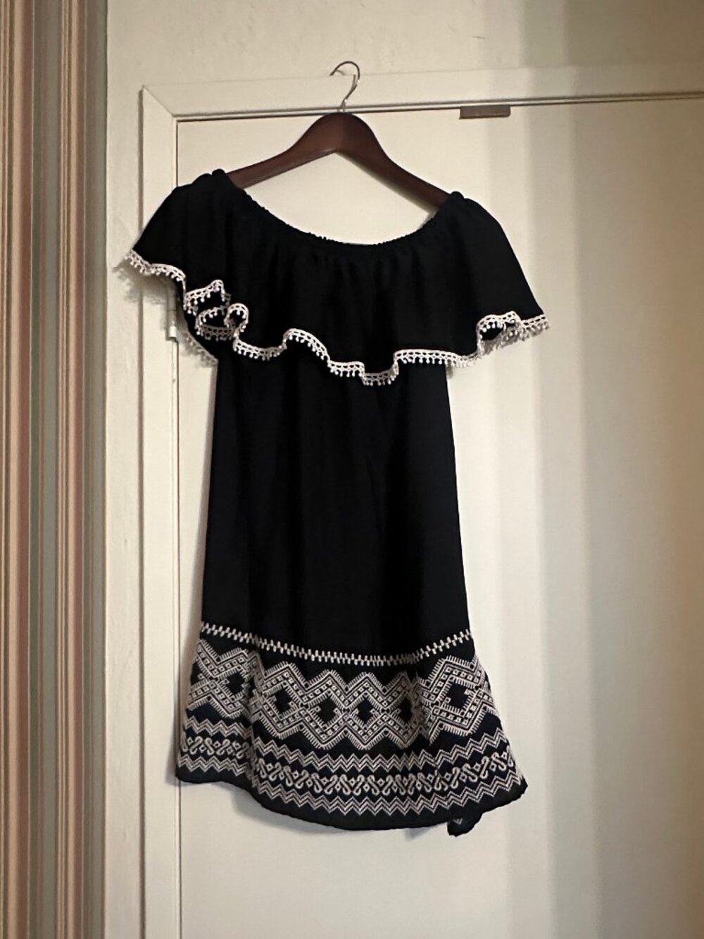 Q black dress with elastic collar